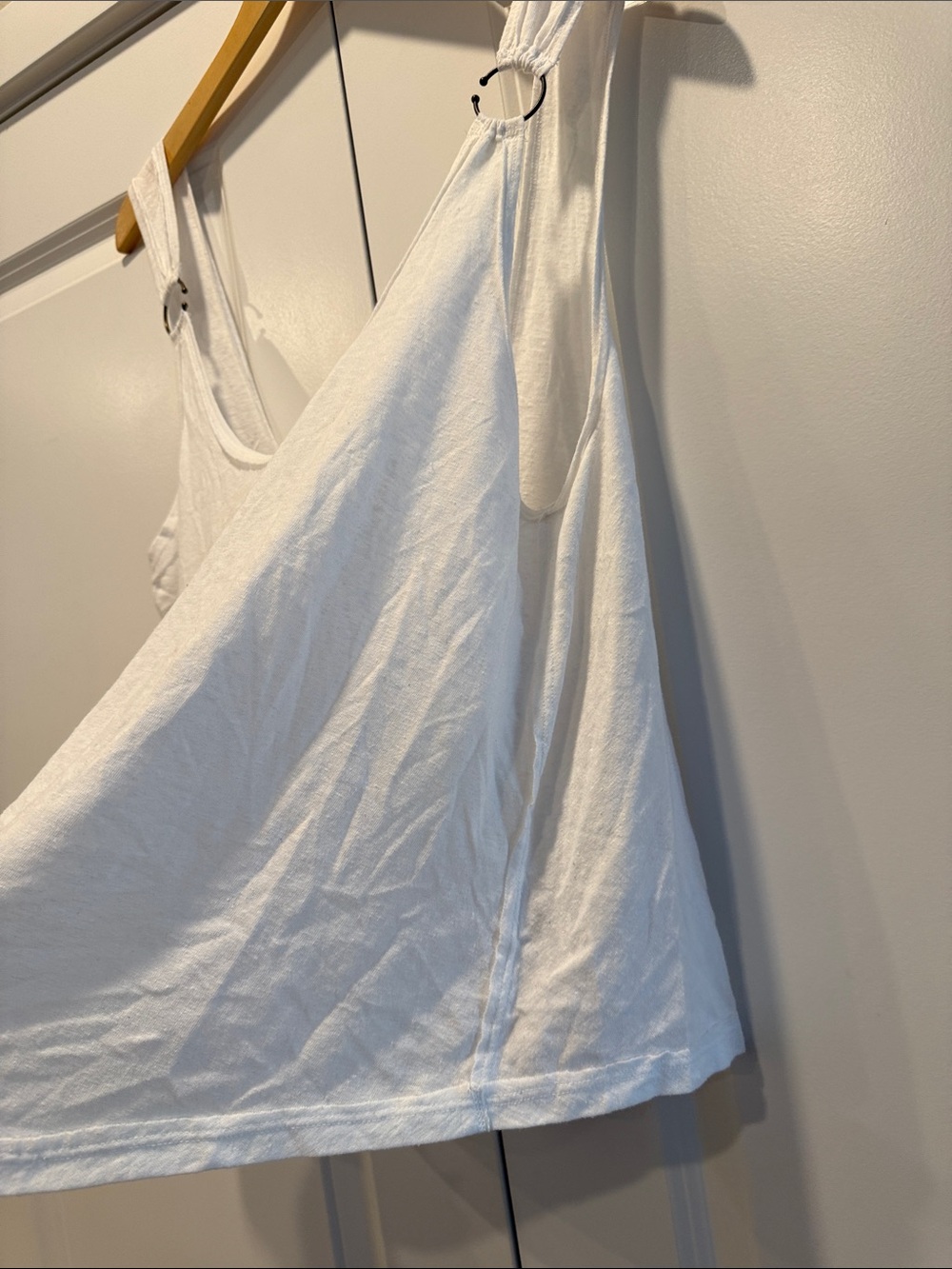 Free People Carly metal ring flowy tank top - Picture 3 of 7